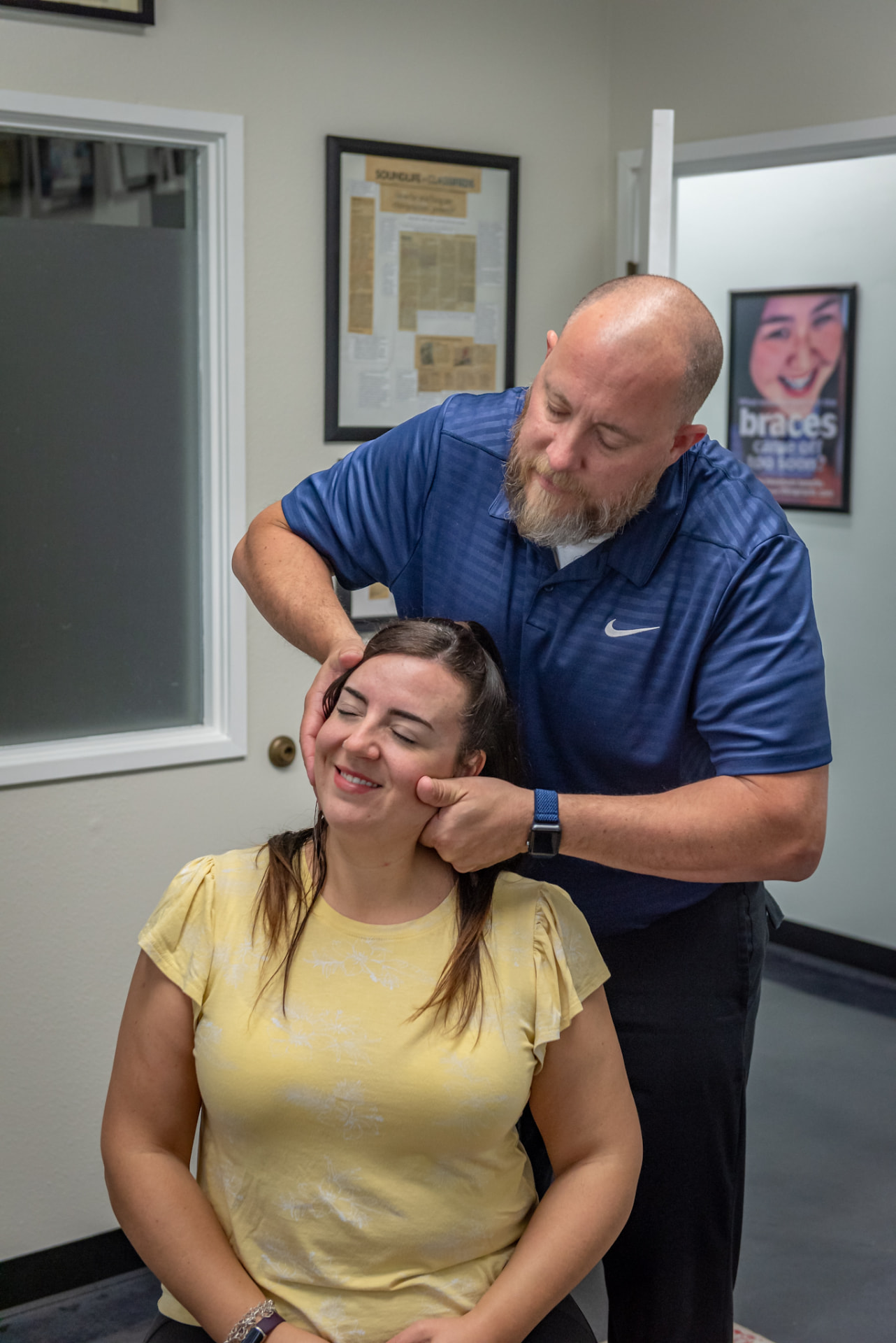 Dr. Anderson treating a patient at Discover Chiropractic